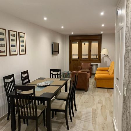 Apartamento El Hogar De Belela Oviedo Exterior foto
