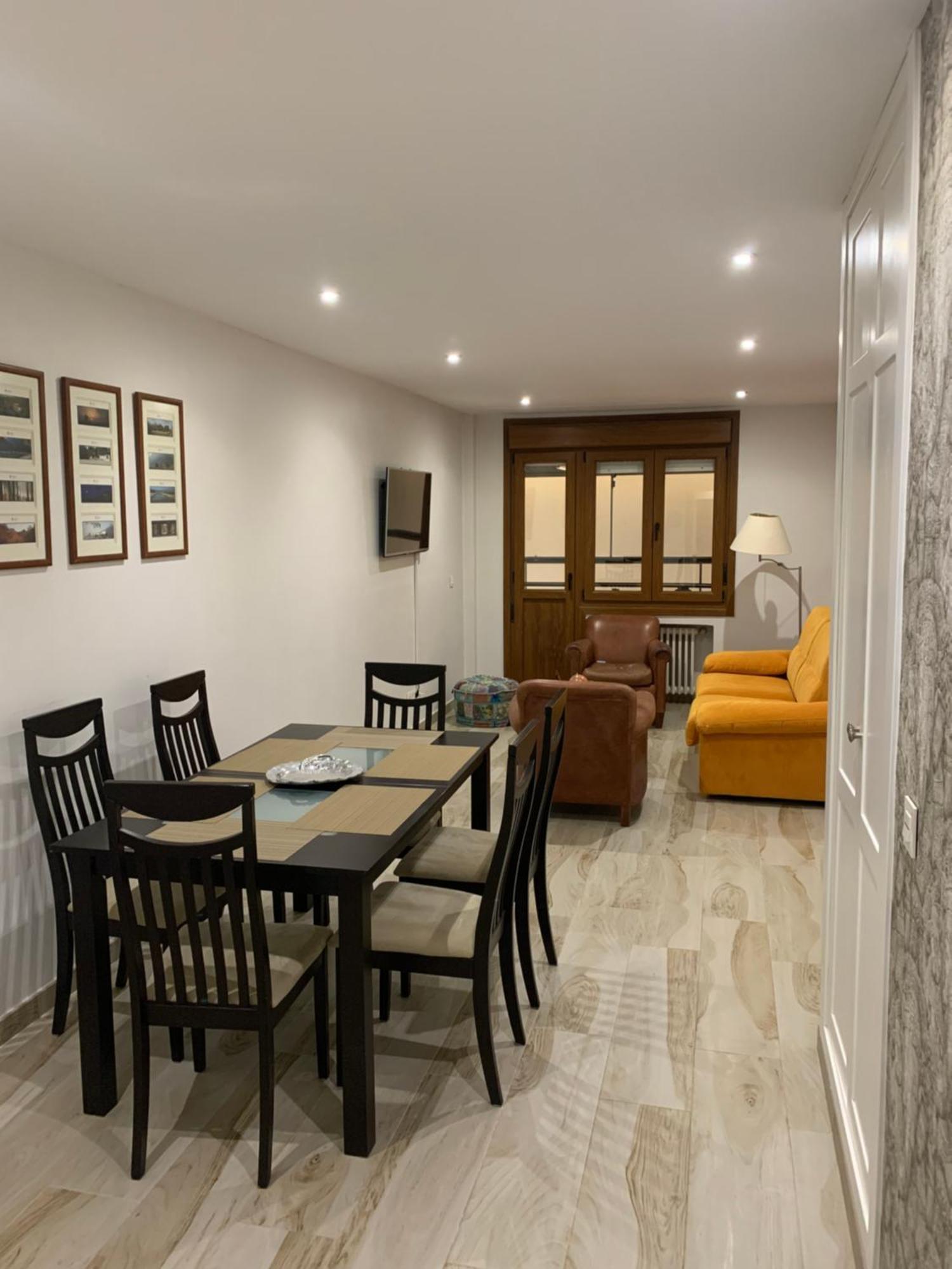 Apartamento El Hogar De Belela Oviedo Exterior foto